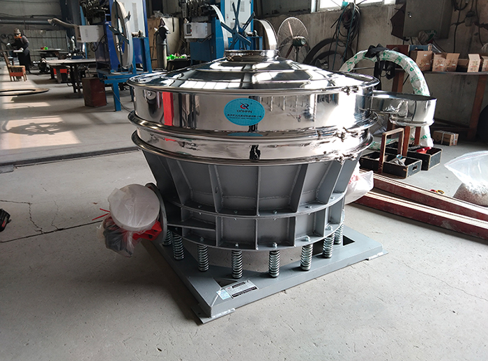 直徑1000mm直排篩與物料接觸的部分為304不銹鋼材質適合篩分一些食品，化工，醫藥等行業的篩分要求。